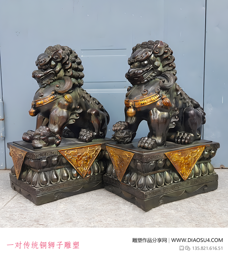 一对传统铜狮子雕塑